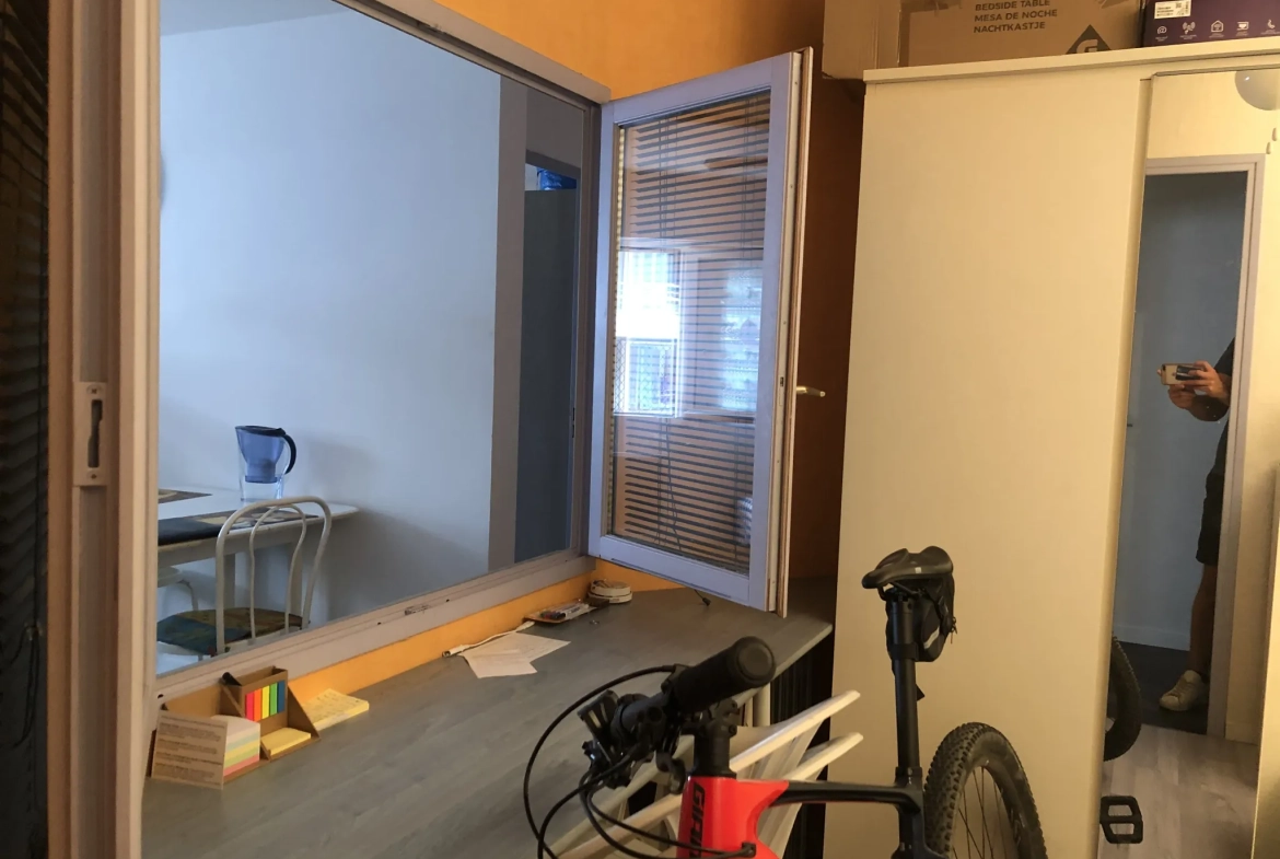 Appartement 2-3 pièces de 50 m² à Nice proche plage et environnement calme 