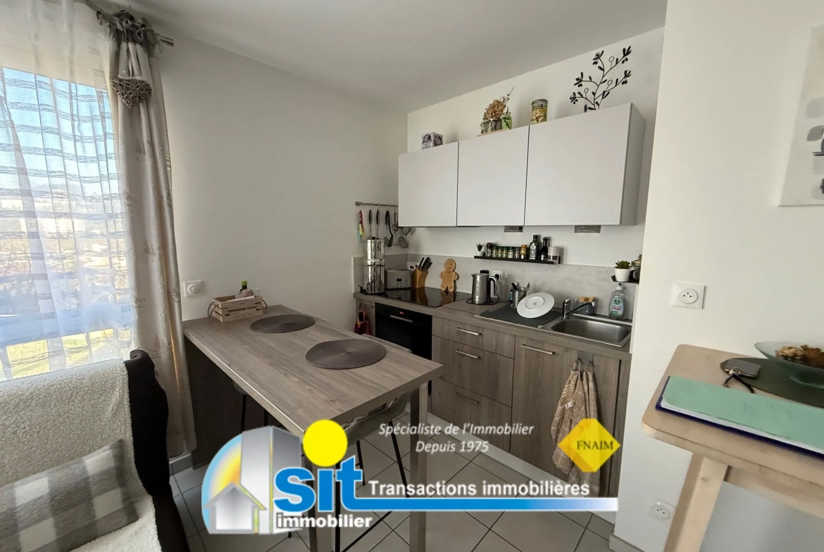 Vente d'un appartement de 40 m² avec terrasse et garage à Vienne Estressin 