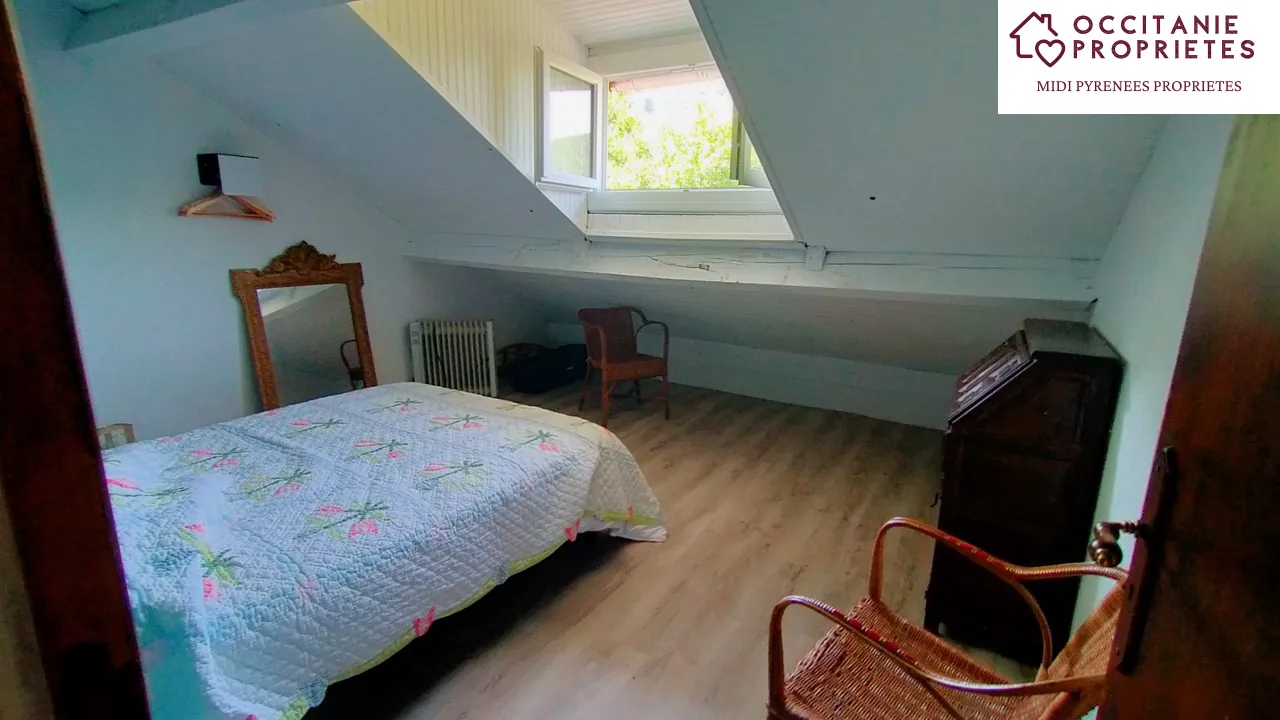Maison de montagne de 120m² avec terrain à Massat, exposée sud 