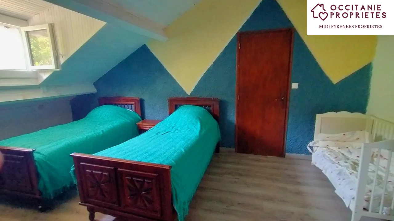 Maison de montagne de 120m² avec terrain à Massat, exposée sud 