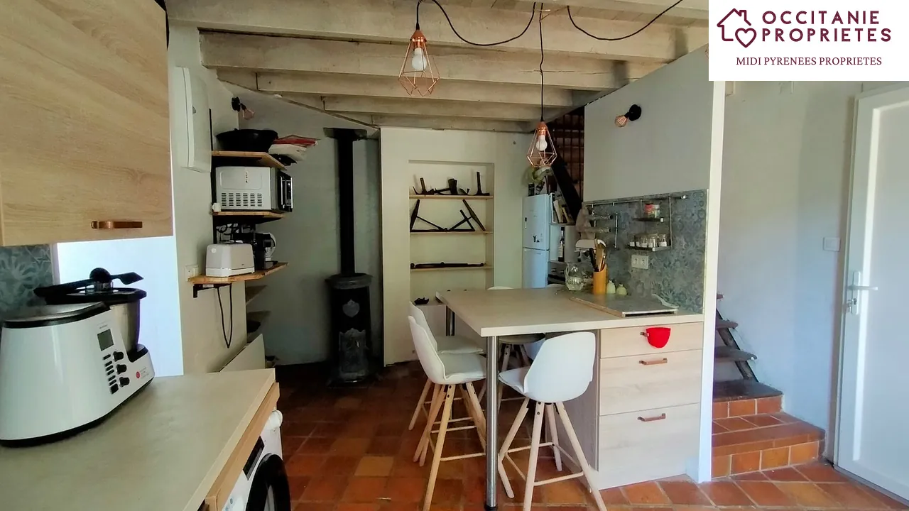 Maison de montagne de 120m² avec terrain à Massat, exposée sud 