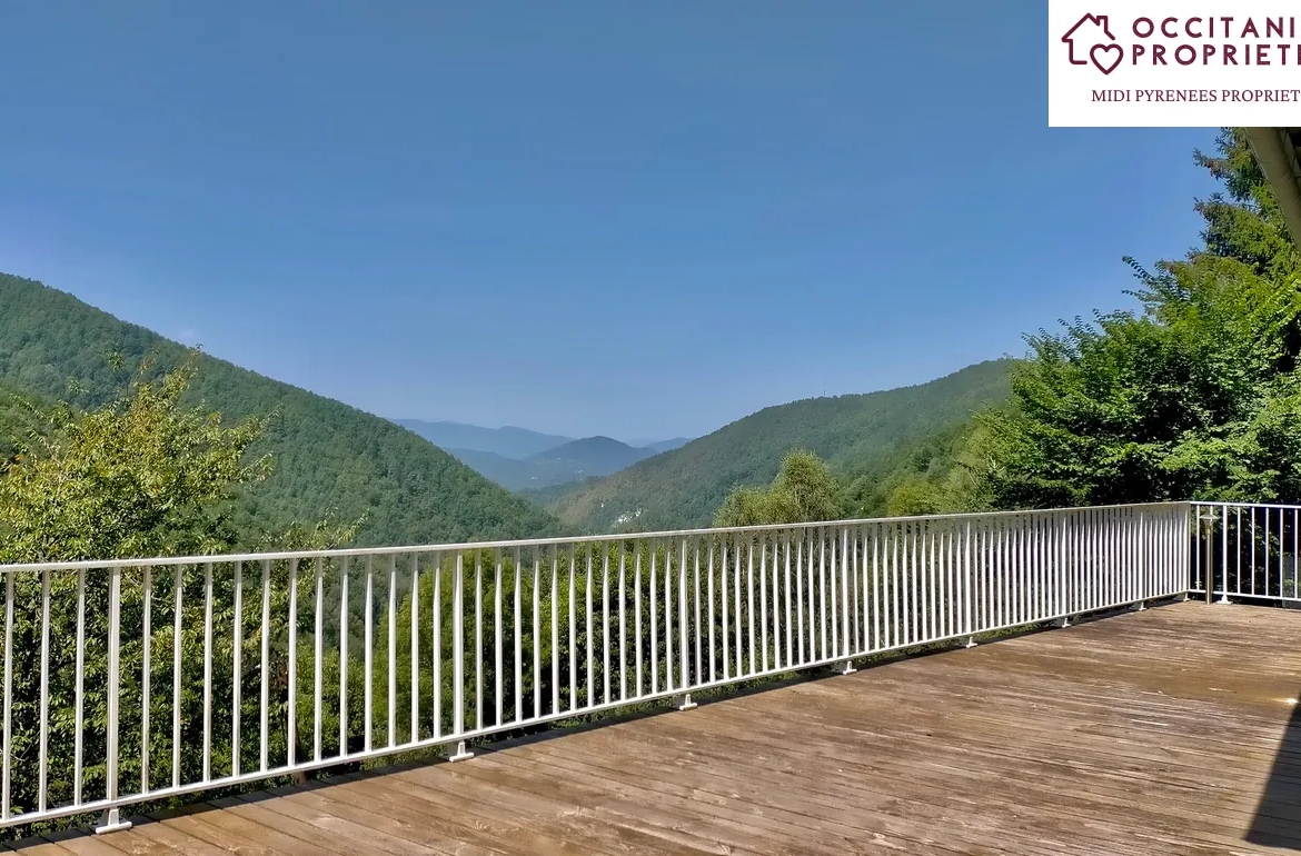 Maison de montagne de 120m² avec terrain à Massat, exposée sud 