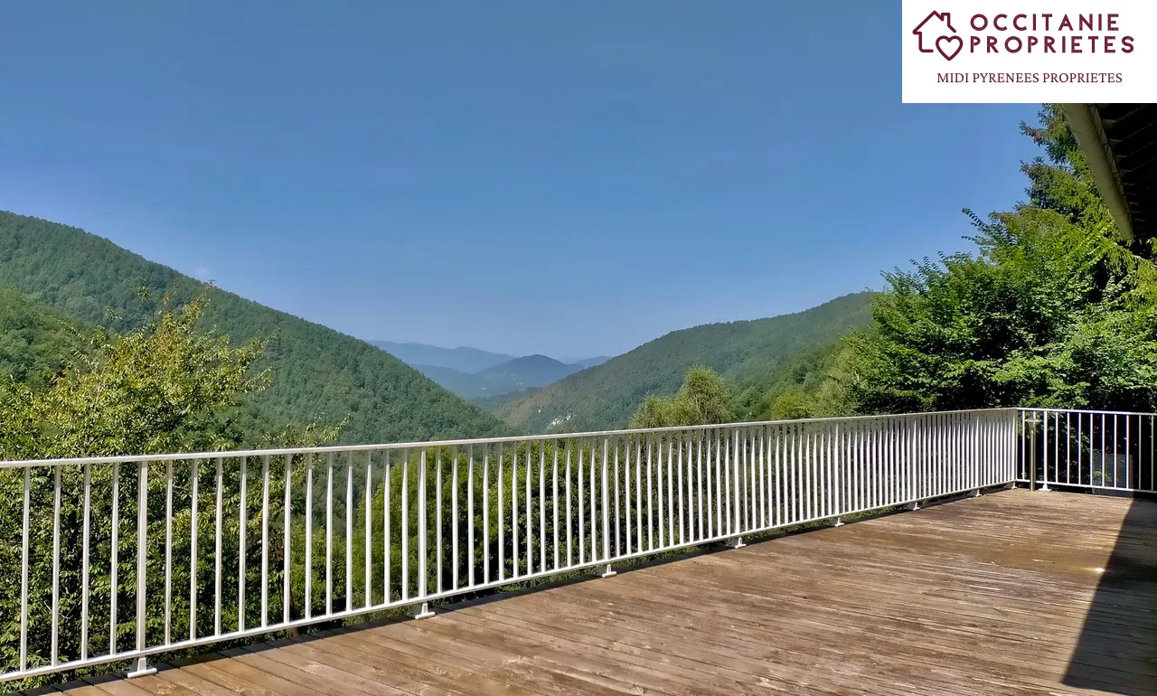 Maison de montagne de 120m² avec terrain à Massat, exposée sud 
