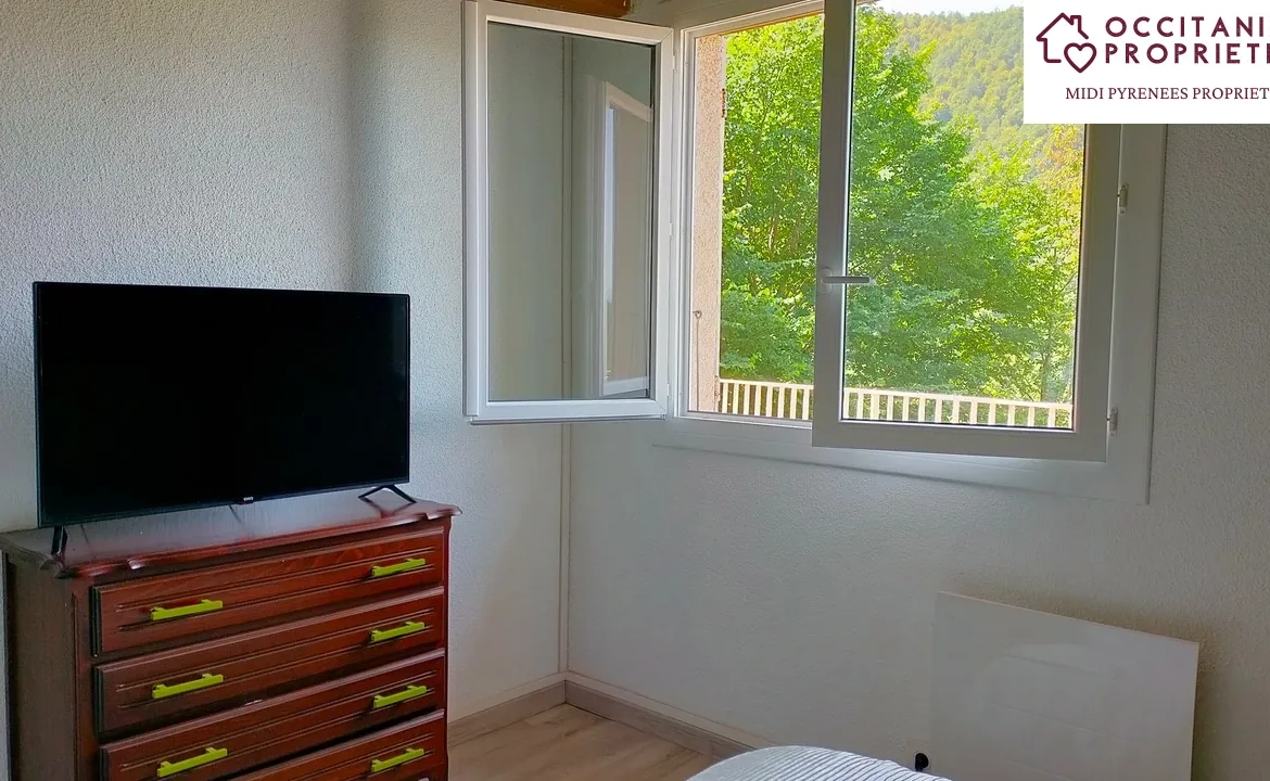 Maison de montagne de 120m² avec terrain à Massat, exposée sud 
