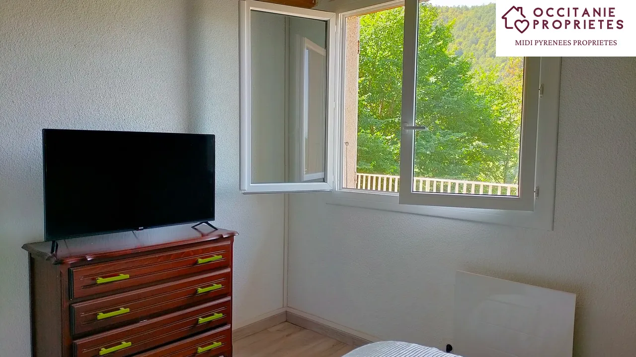 Maison de montagne de 120m² avec terrain à Massat, exposée sud 