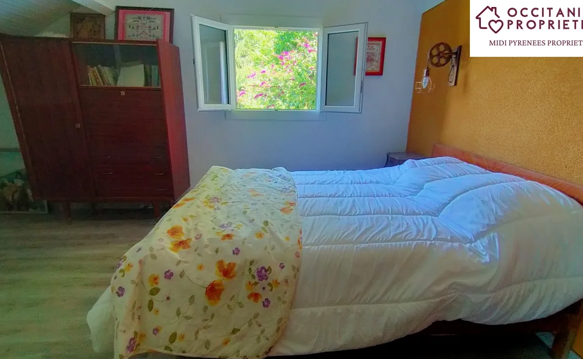 Maison de montagne de 120m² avec terrain à Massat, exposée sud 