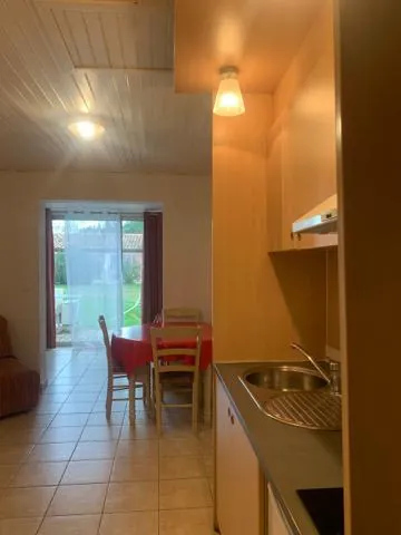 Studio climatisé avec terrasse à Perols - Idéal investisseur ou premier achat 