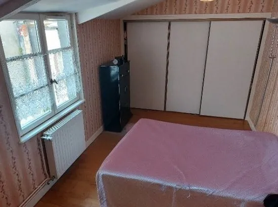 Appartement lumineux de 93,22 m² à Vichy avec balcon et ascenseur 
