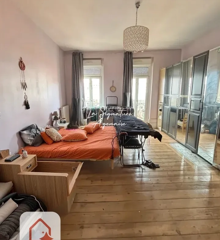 Appartement T3 lumineux de 93m² au centre-ville d'Agen 
