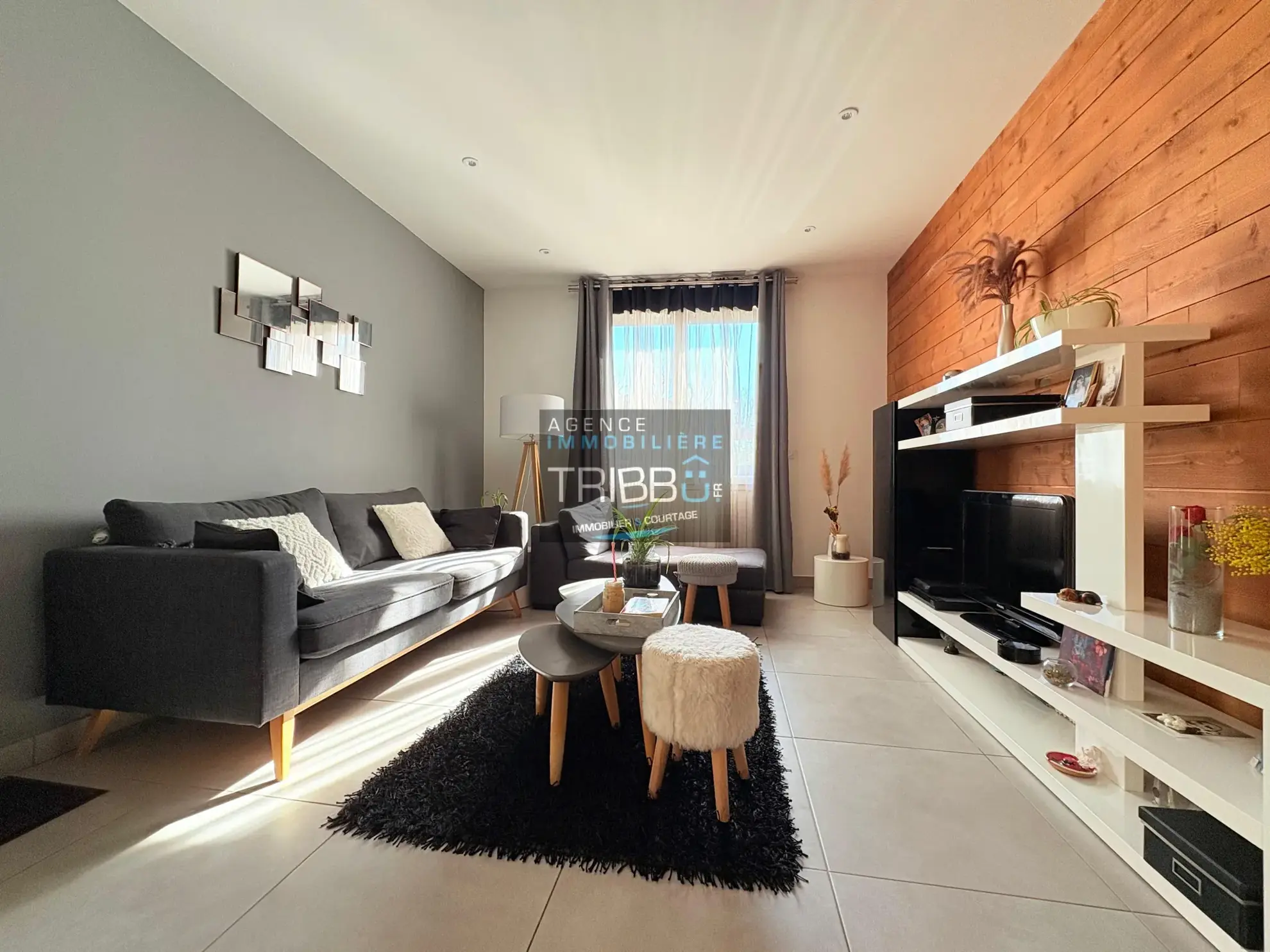 Maison de village de 92 m² avec garage à Pollestres - Confort et charme au centre 