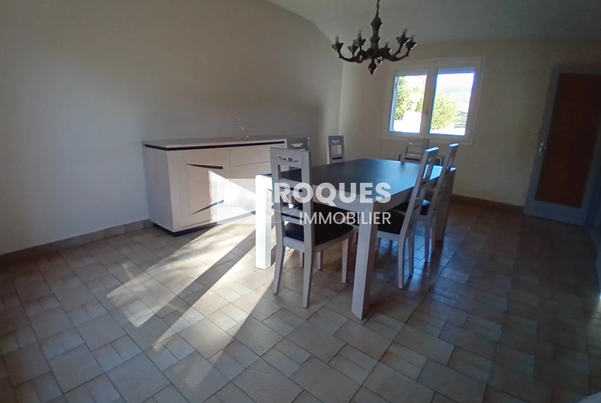 Maison familiale à Millau avec jardin, garage et atelier - Idéal pour famille 