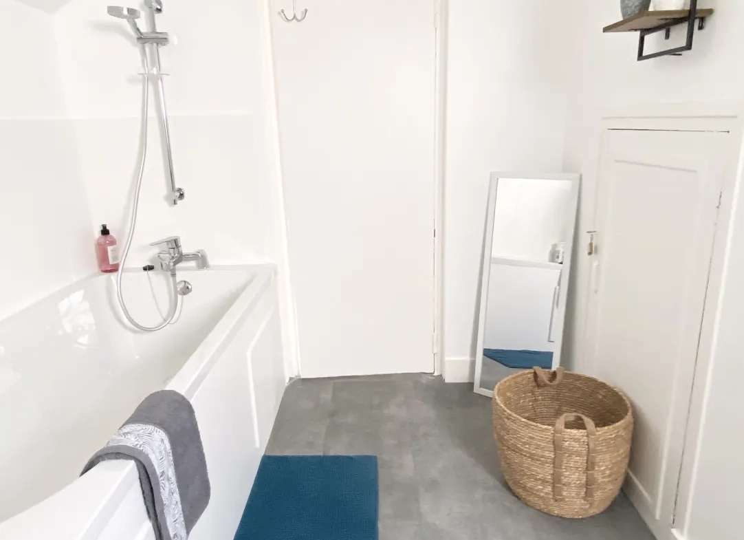 Appartement T2 en duplex à Saint-Malo, proximité plage, investissement idéal 