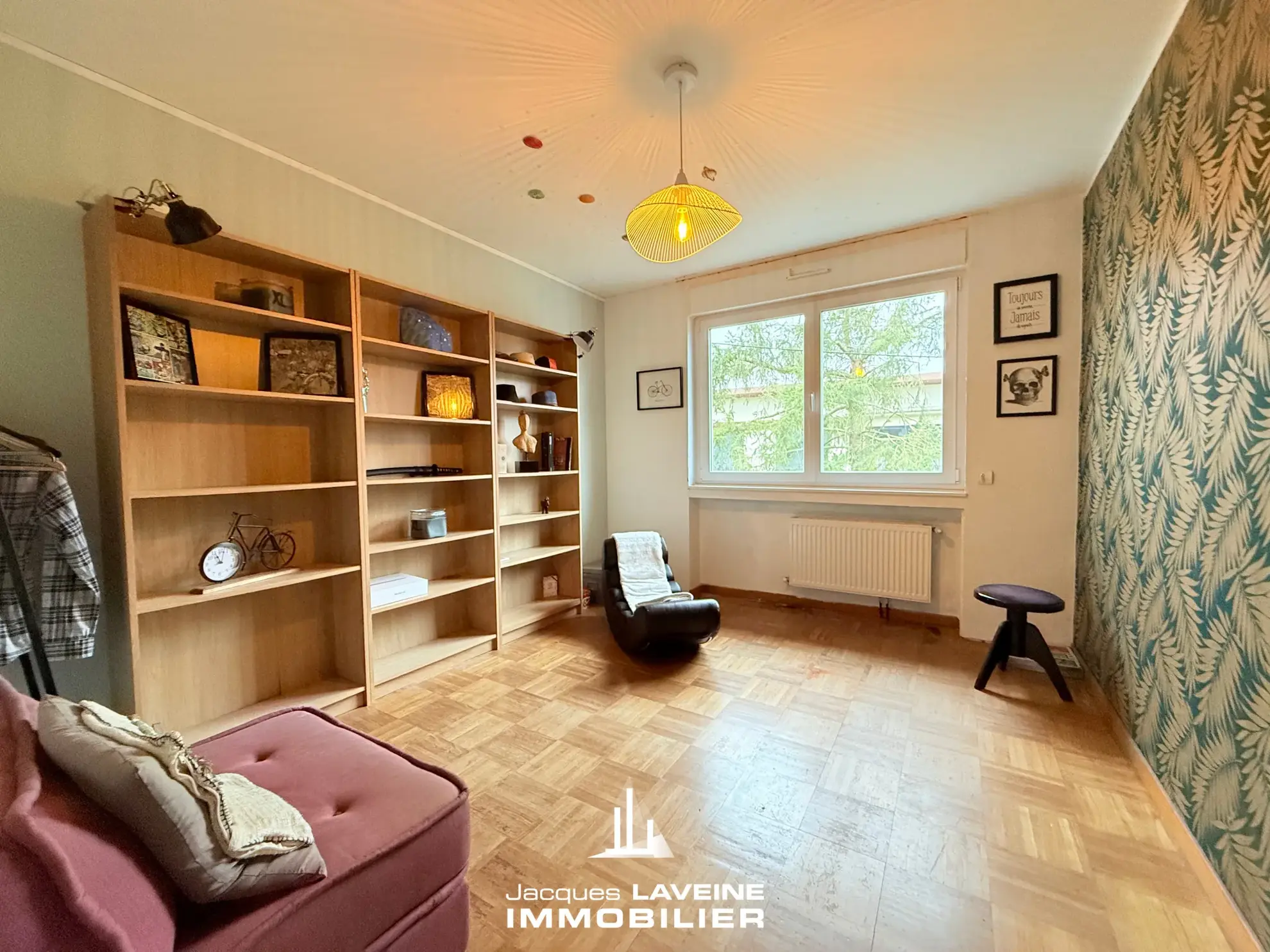 Belle maison 7 pièces de 134m² à Noisseville proche de Metz avec terrasse et garages 