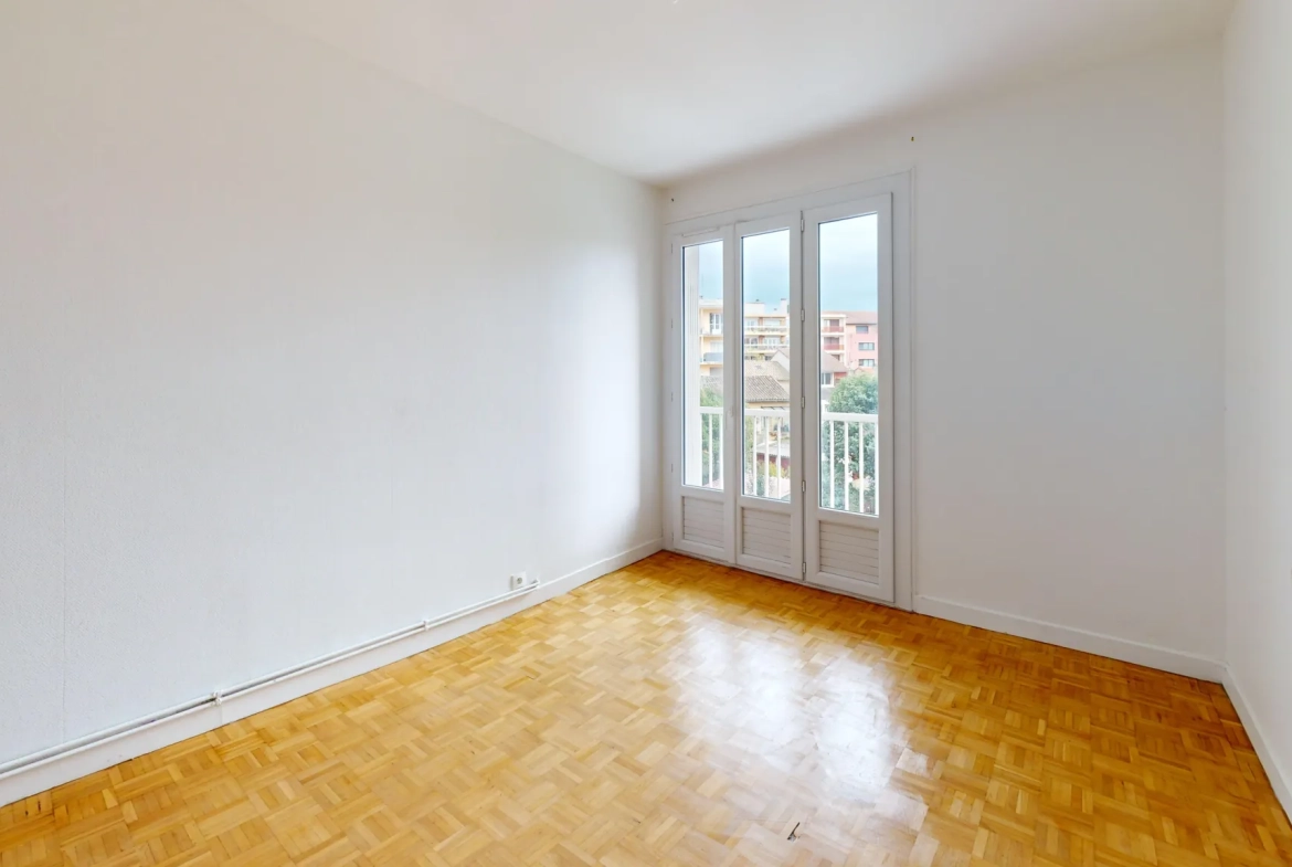 Charmant appartement T3 de 65 m² avec terrasse à Toulouse près du métro Patte d'Oie 