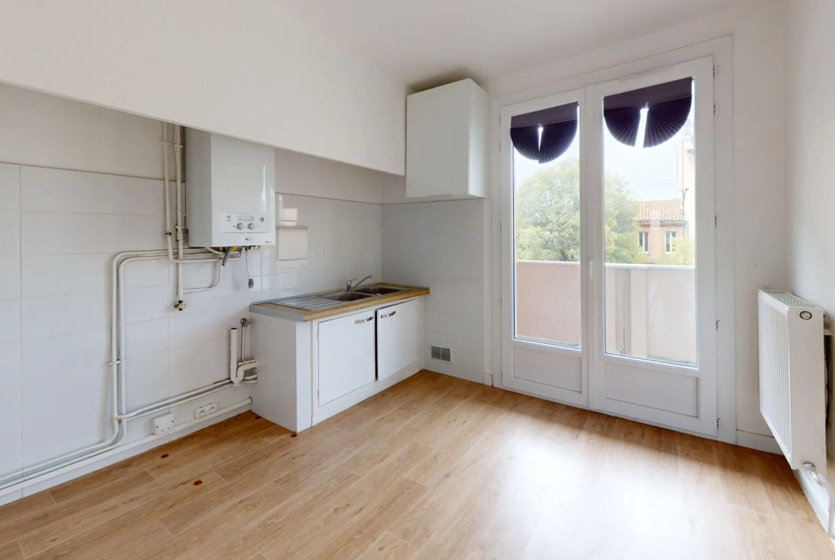 Charmant appartement T3 de 65 m² avec terrasse à Toulouse près du métro Patte d'Oie 