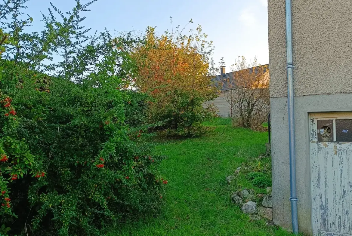 Maison à rénover de 71 m² à Vierzon – Opportunité d'investissement 