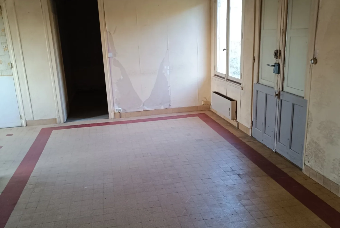 Maison à rénover de 71 m² à Vierzon – Opportunité d'investissement 