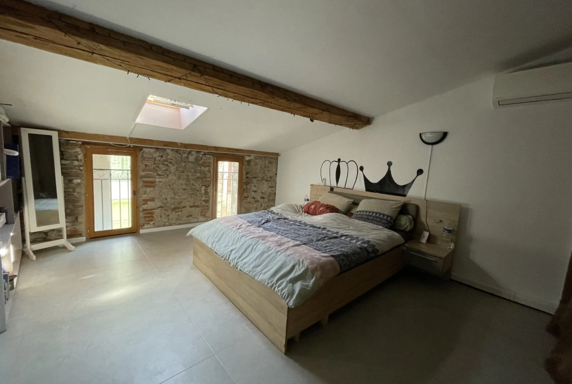 Charmante maison de village de 130 m² avec cour à Fourques 