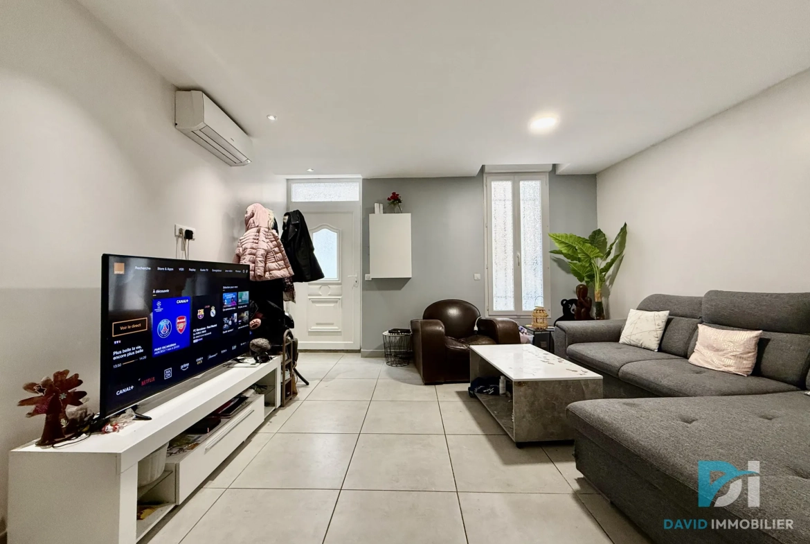 Maison de village rénovée de 121 m² avec terrasse à Florensac 