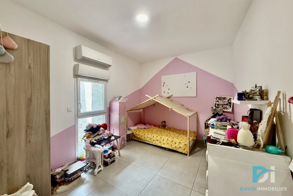 Maison de village rénovée de 121 m² avec terrasse à Florensac 