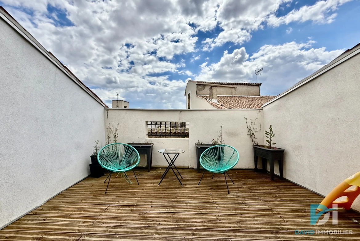 Maison de village rénovée de 121 m² avec terrasse à Florensac 