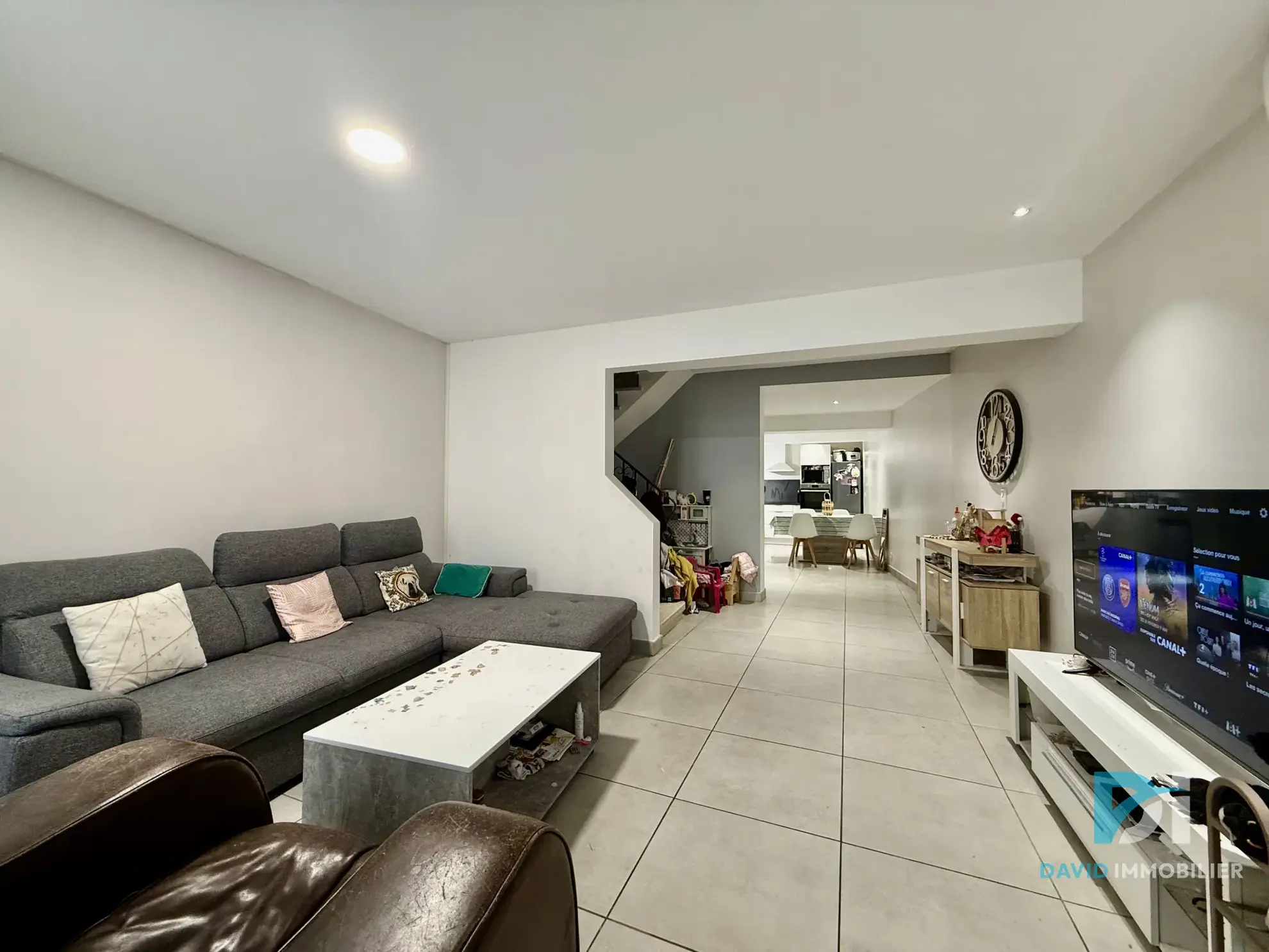 Maison de village rénovée de 121 m² avec terrasse à Florensac 