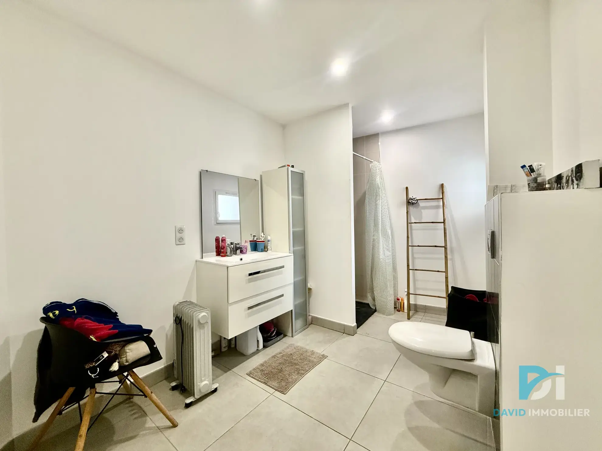 Maison de village rénovée de 121 m² avec terrasse à Florensac 