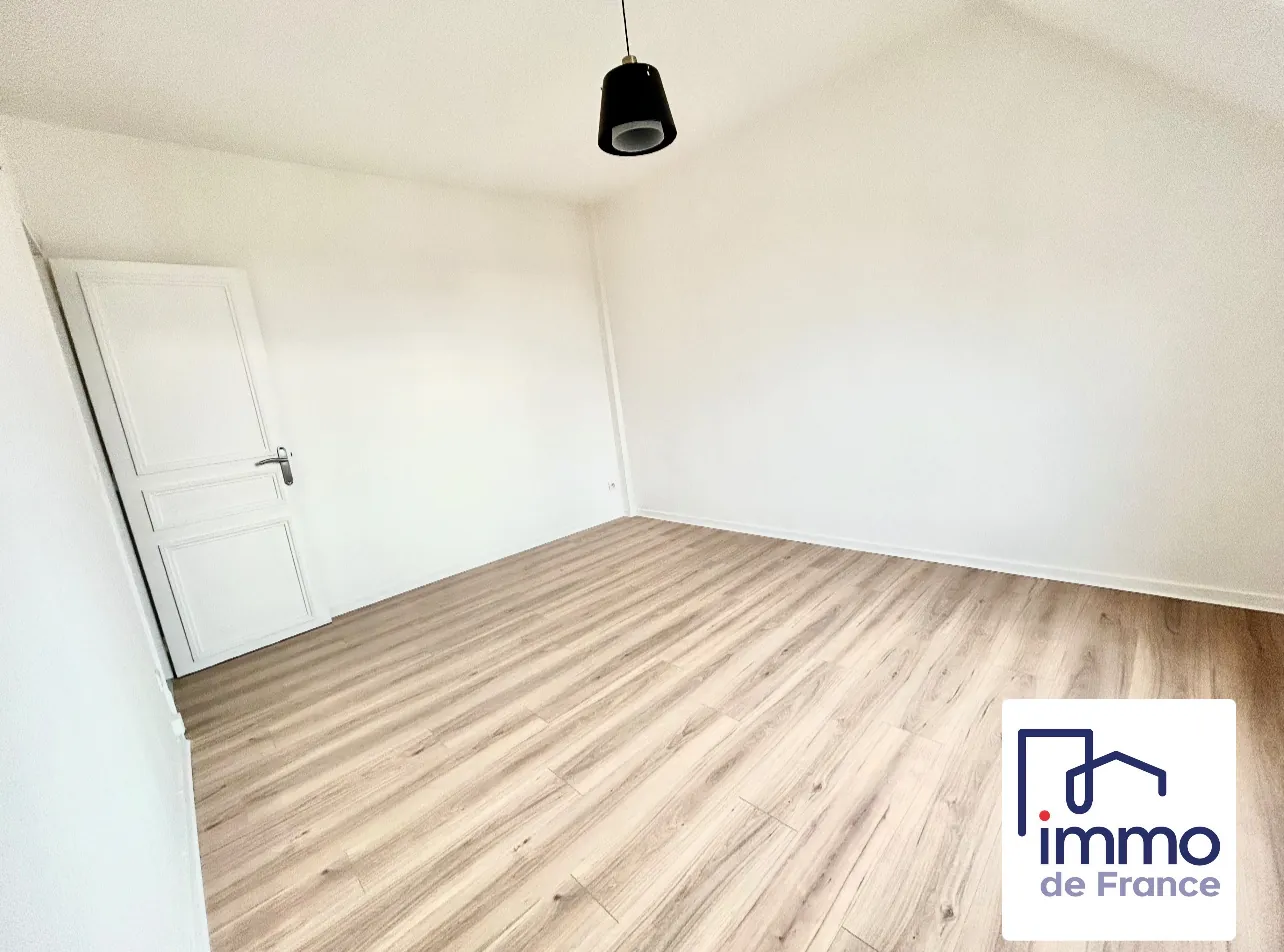 Appartement T2 rénové de 34,45 m² à Pavillons-sous-Bois, Quartier Victor Hugo 