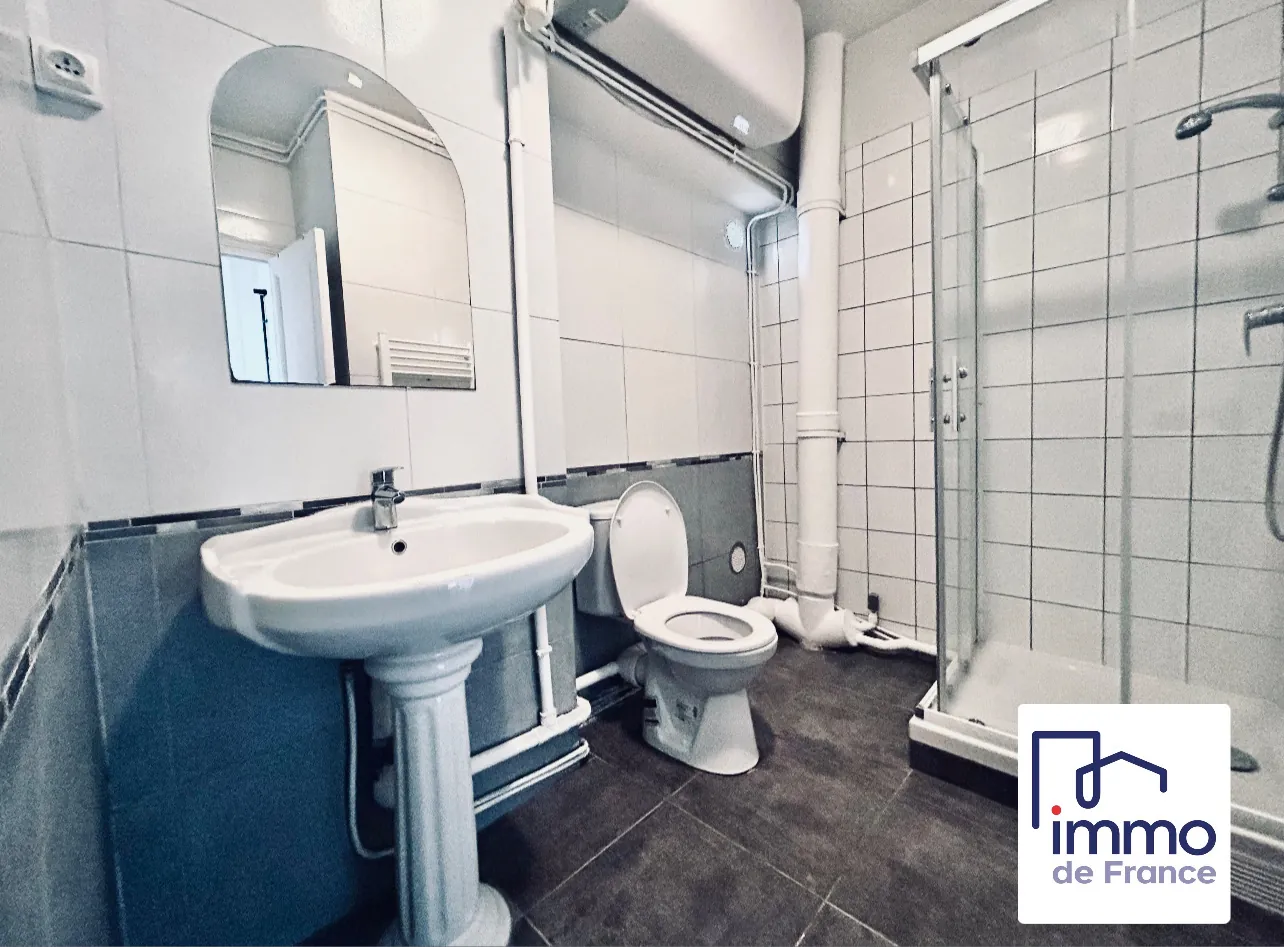 Appartement T2 rénové de 34,45 m² à Pavillons-sous-Bois, Quartier Victor Hugo 