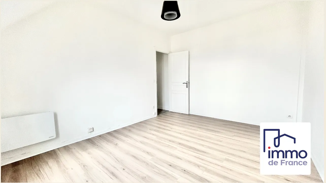 Appartement T2 rénové de 34,45 m² à Pavillons-sous-Bois, Quartier Victor Hugo 