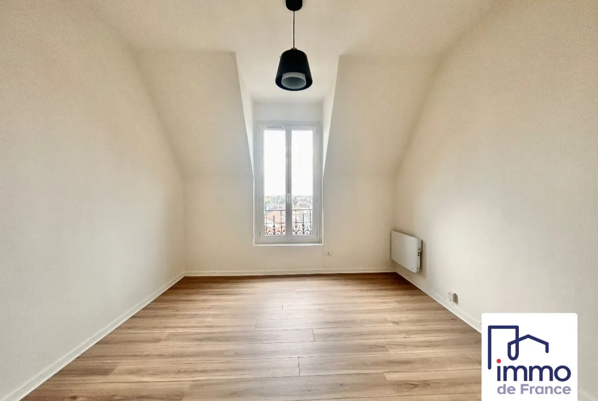 Appartement T2 rénové de 34,45 m² à Pavillons-sous-Bois, Quartier Victor Hugo 