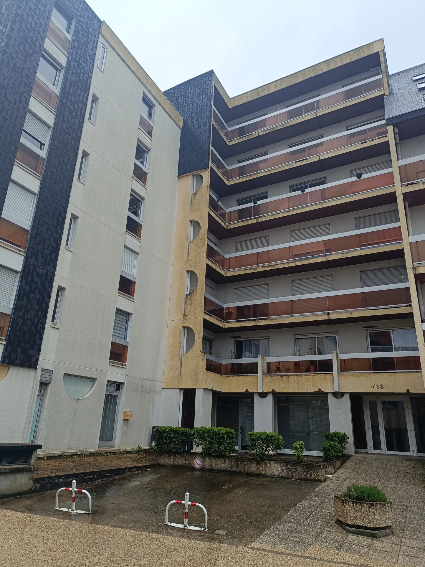 Appartement T2 à vendre à Vierzon, 47,21 m² avec balcon et parking 