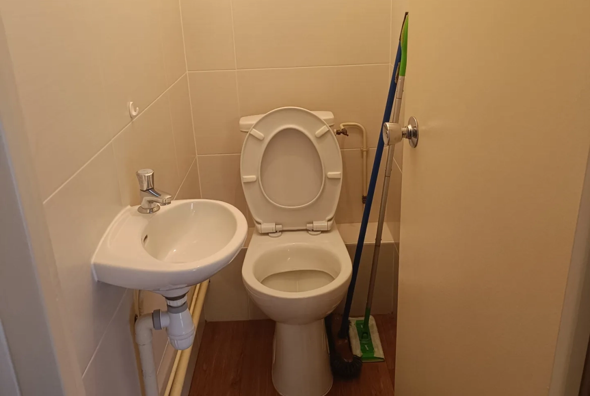 Appartement T2 à vendre à Vierzon, 47,21 m² avec balcon et parking 