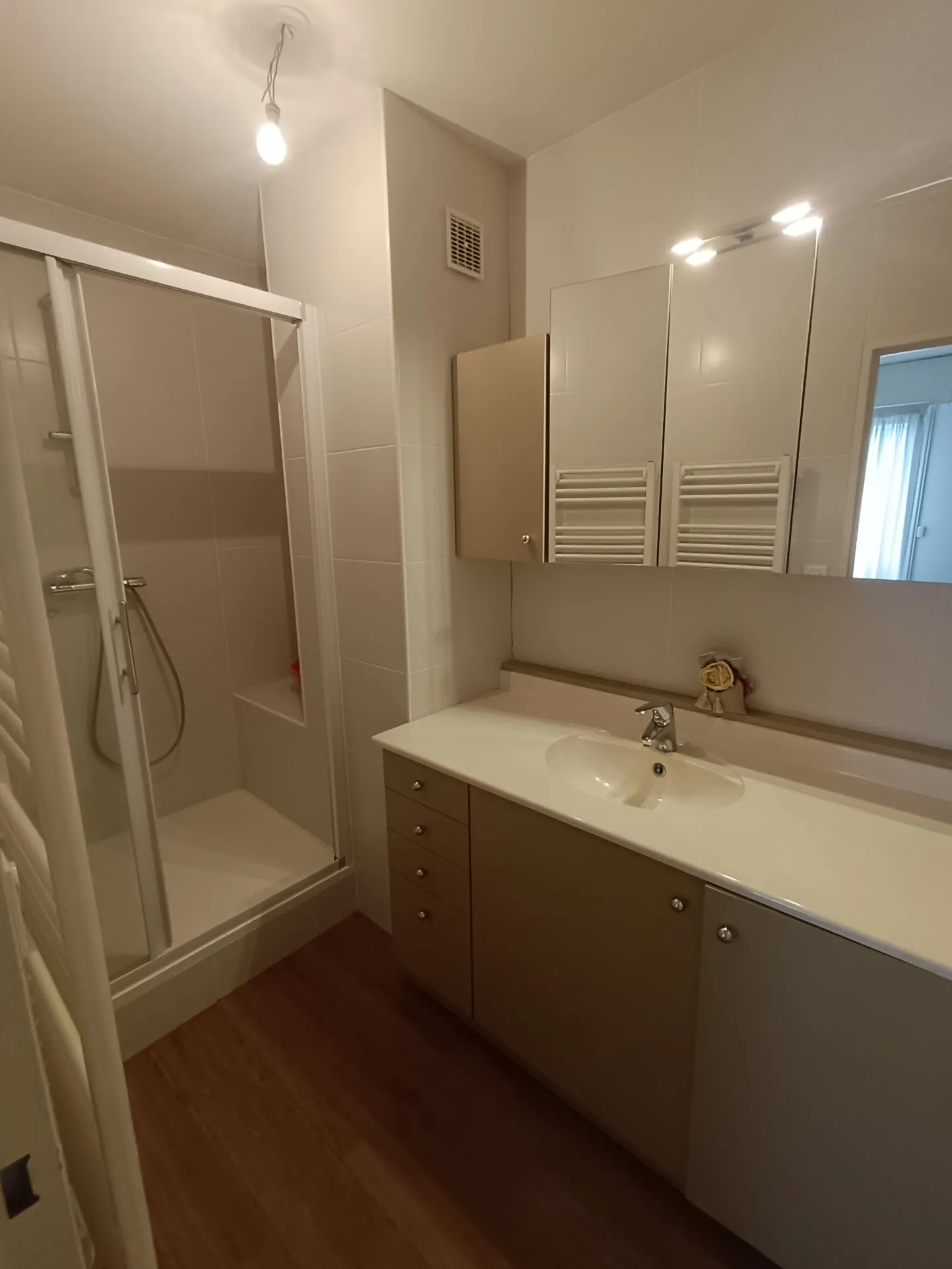 Appartement T2 à vendre à Vierzon, 47,21 m² avec balcon et parking 