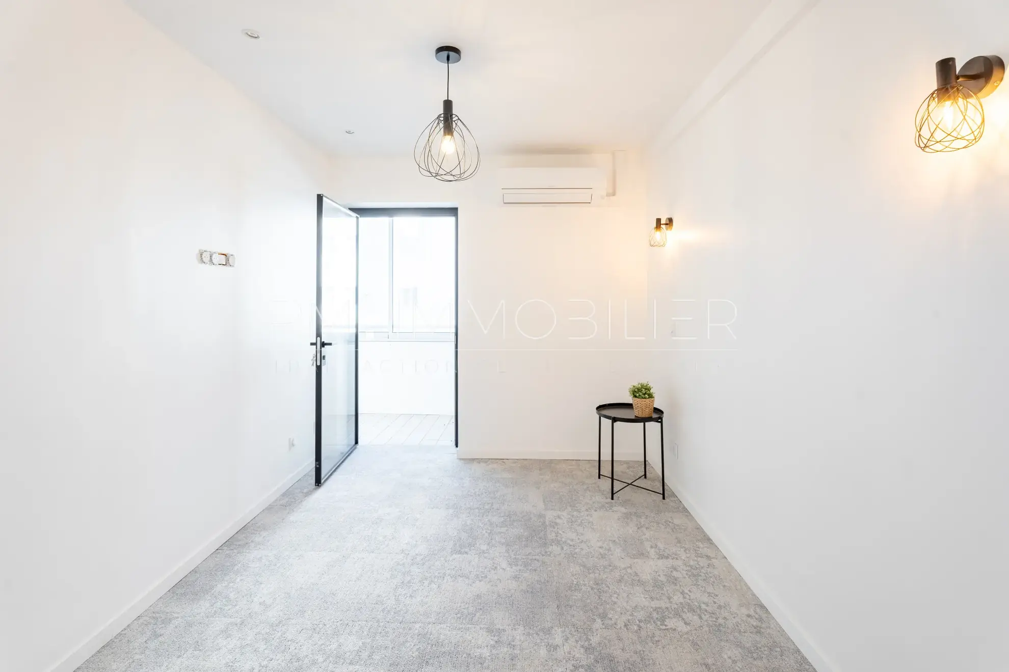 Appartement type 3 rénové de 60 m² à Marseille proche Prado avec balcon 