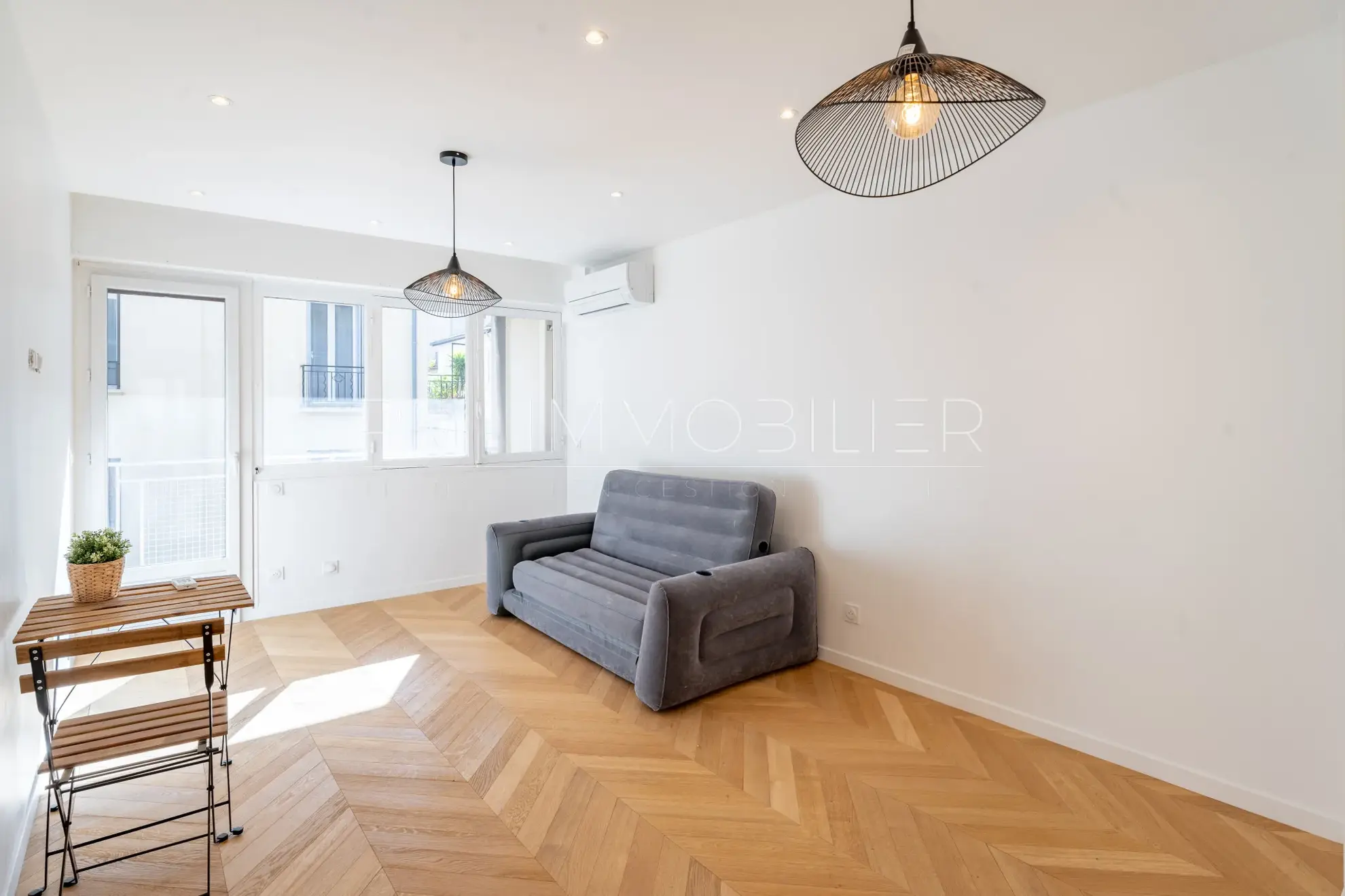 Appartement type 3 rénové de 60 m² à Marseille proche Prado avec balcon 