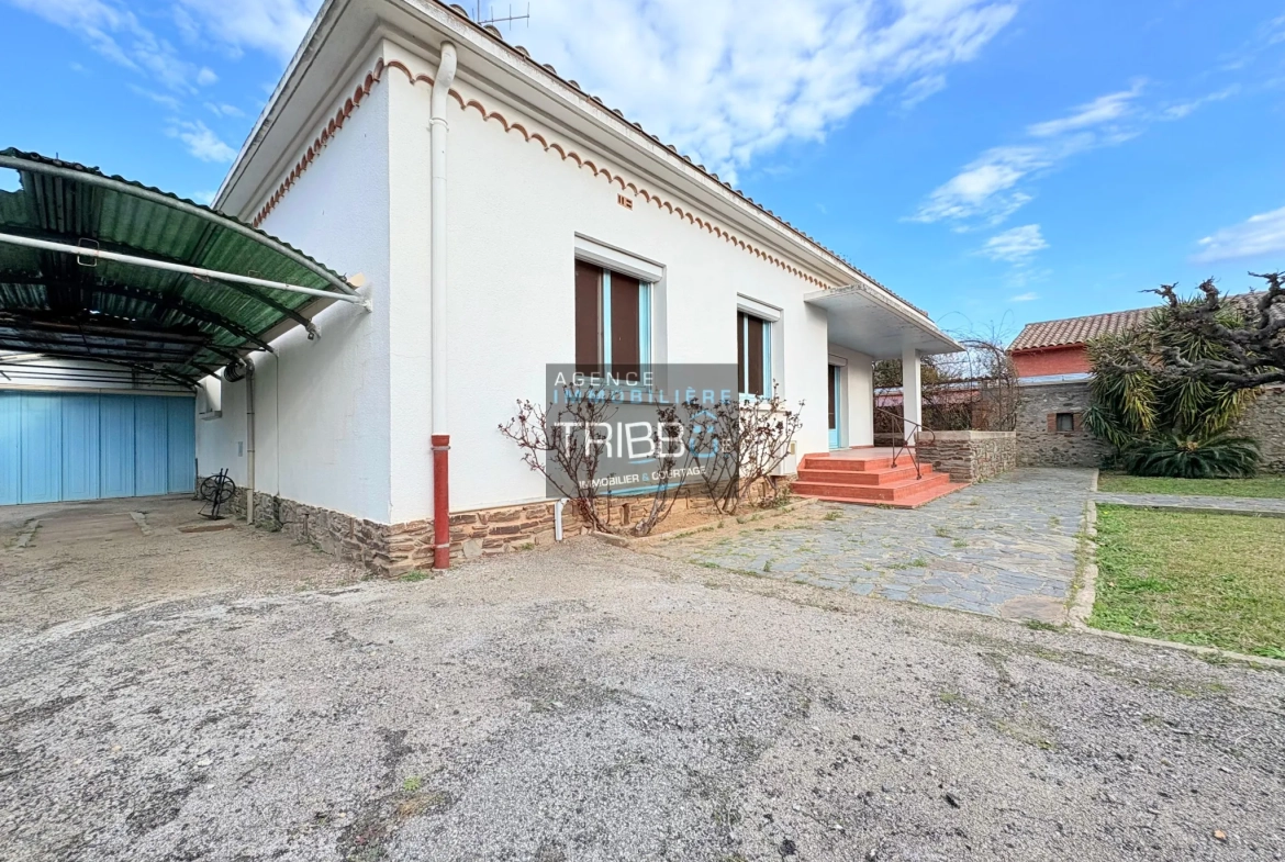 Maison de plain-pied à Thuir avec 4 chambres, garage et terrain de plus de 650 m² 