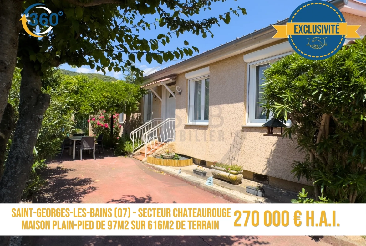 Maison de plain-pied rénovée de 97 m² avec garage et terrasses à Saint-Georges-Les-Bains 