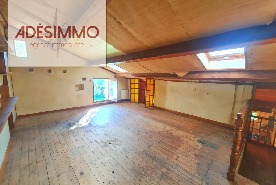 Maison de village à rénover de 143 m² avec jardin et garage à Saint Sulpice sur Lèze 