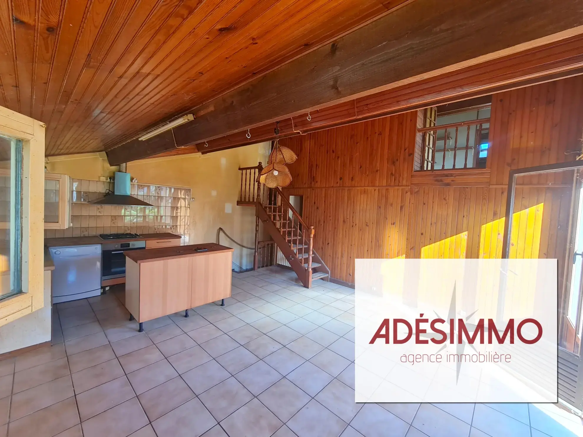 Maison de village à rénover de 143 m² avec jardin et garage à Saint Sulpice sur Lèze 