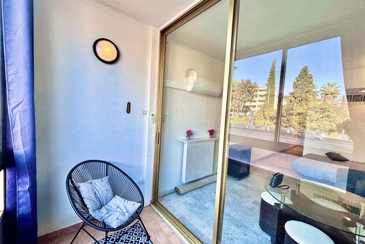 Appartement de 35 m² à vendre au centre de Cannes, proche Croisette et Palais des Festivals 