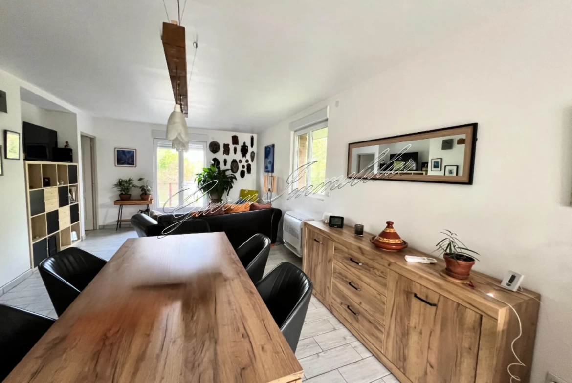 Maison à vendre avec étang privé à Coulanges-lès-Nevers, 2 chambres, terrain de 2500 m² 