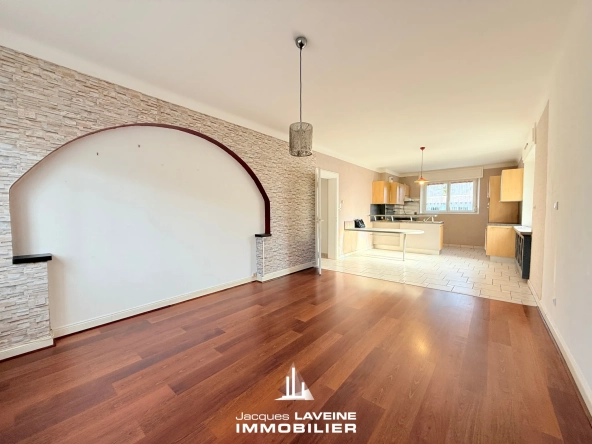 Appartement 4 pièces avec garage à Woippy proche gare et commodités