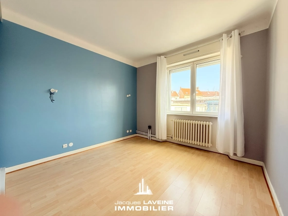 Appartement 4 pièces avec garage à Woippy proche gare et commodités 