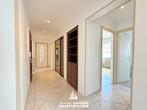 Appartement 4 pièces avec garage à Woippy proche gare et commodités 