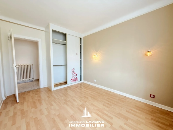 Appartement 4 pièces avec garage à Woippy proche gare et commodités 