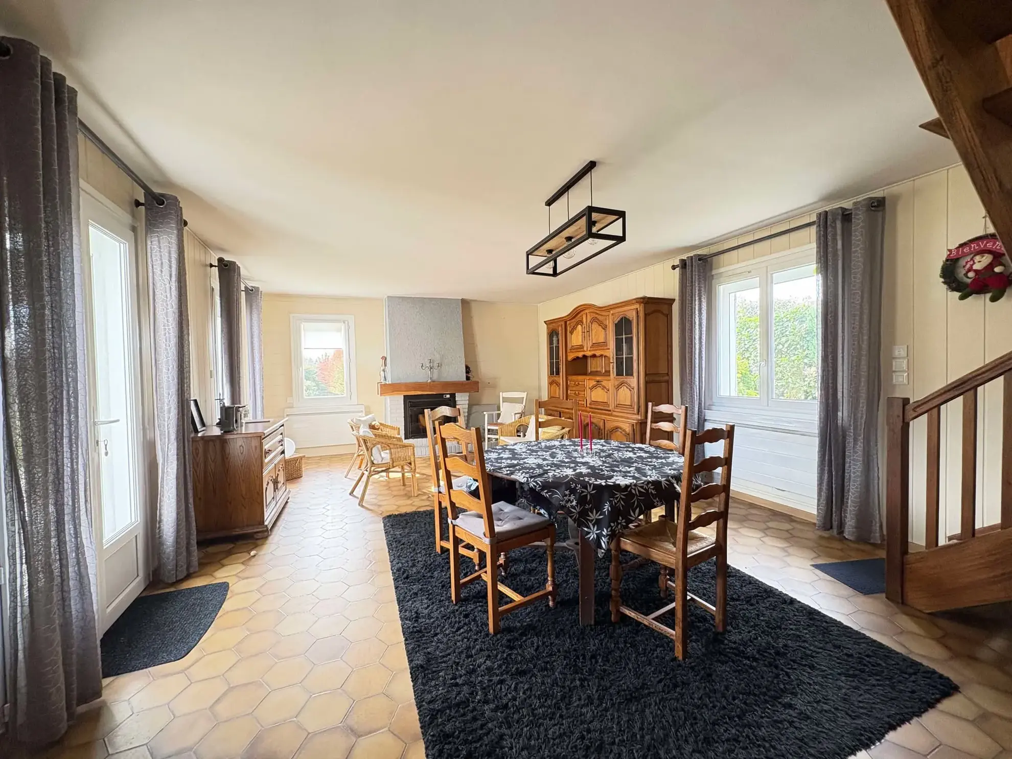Maison à vendre à Drucat, 4 chambres, garage, terrasse et environnement paisible proche d'Abbeville 
