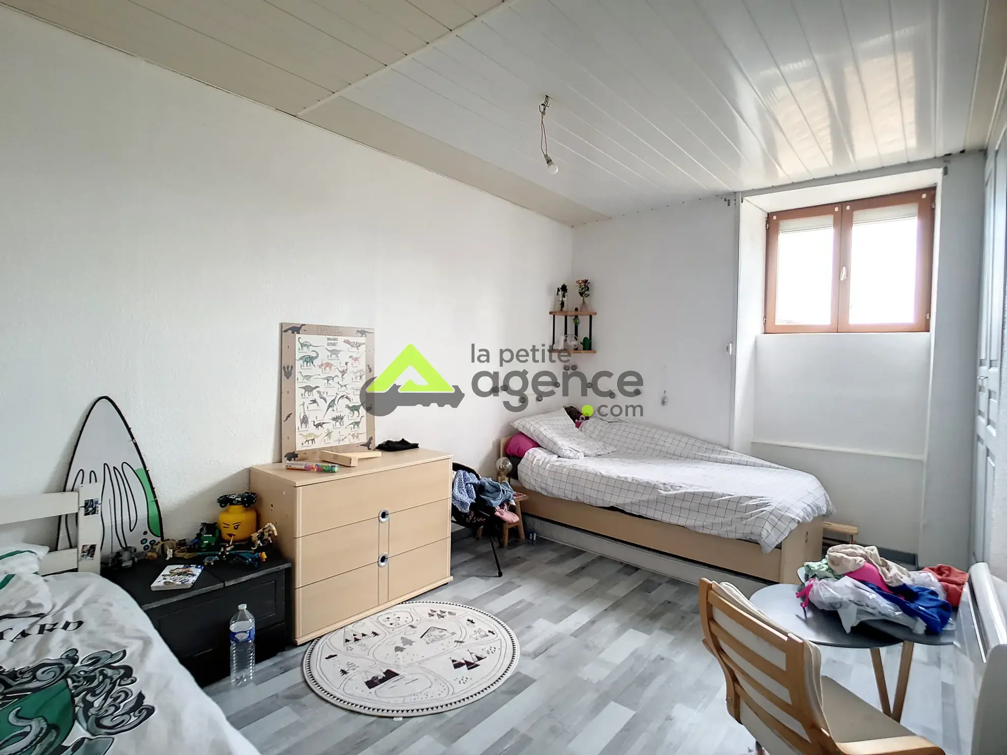 Ensemble immobilier à Bourganeuf de 294 m² avec potentiel locatif 