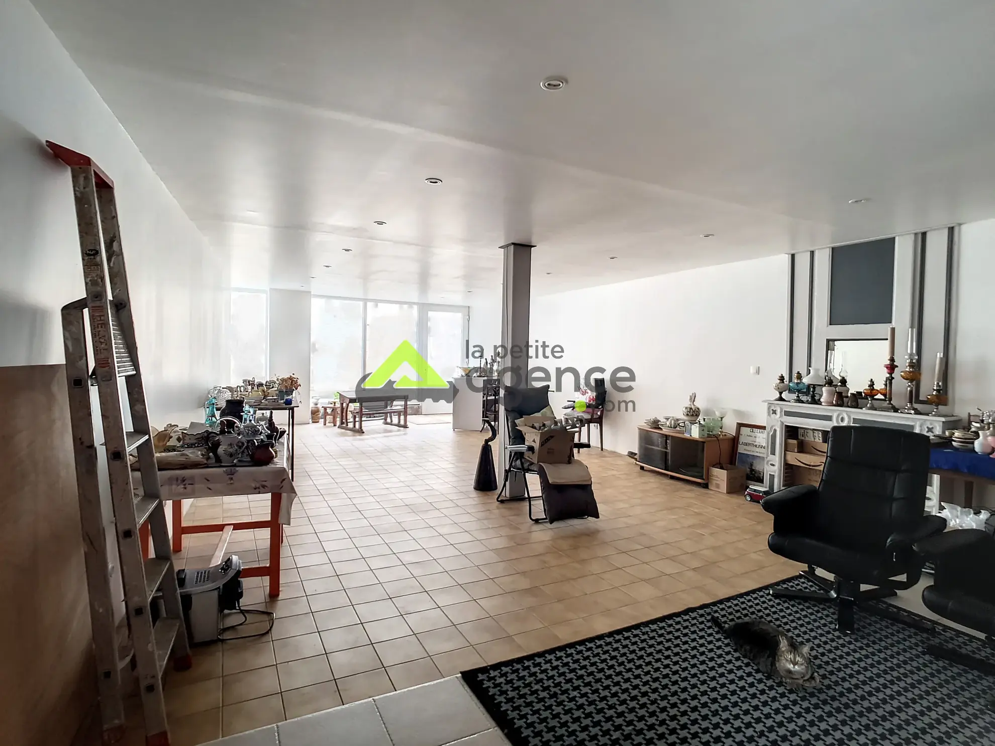 Ensemble immobilier à Bourganeuf de 294 m² avec potentiel locatif 