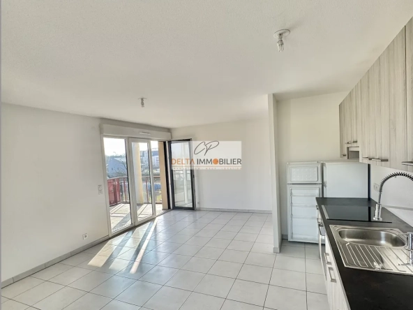 Appartement T3 avec grande terrasse à Saint-Louis, proximité frontière suisse